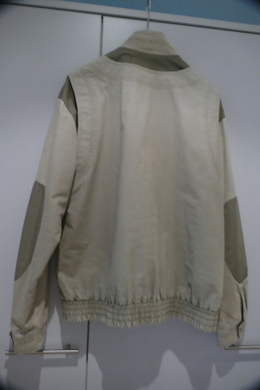 Jacken: Jacke – Gebraucht aus Dietlikon von kes_j6d7 3