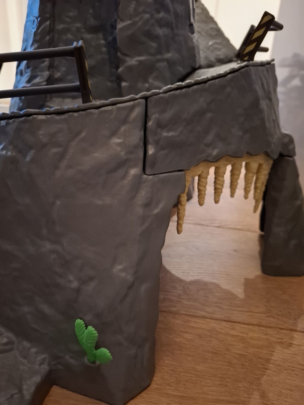 Schleich Spielzeuge: Schleich, Dinosaurier Vulkan – Gebraucht aus Alpthal von Ing3_rid 1