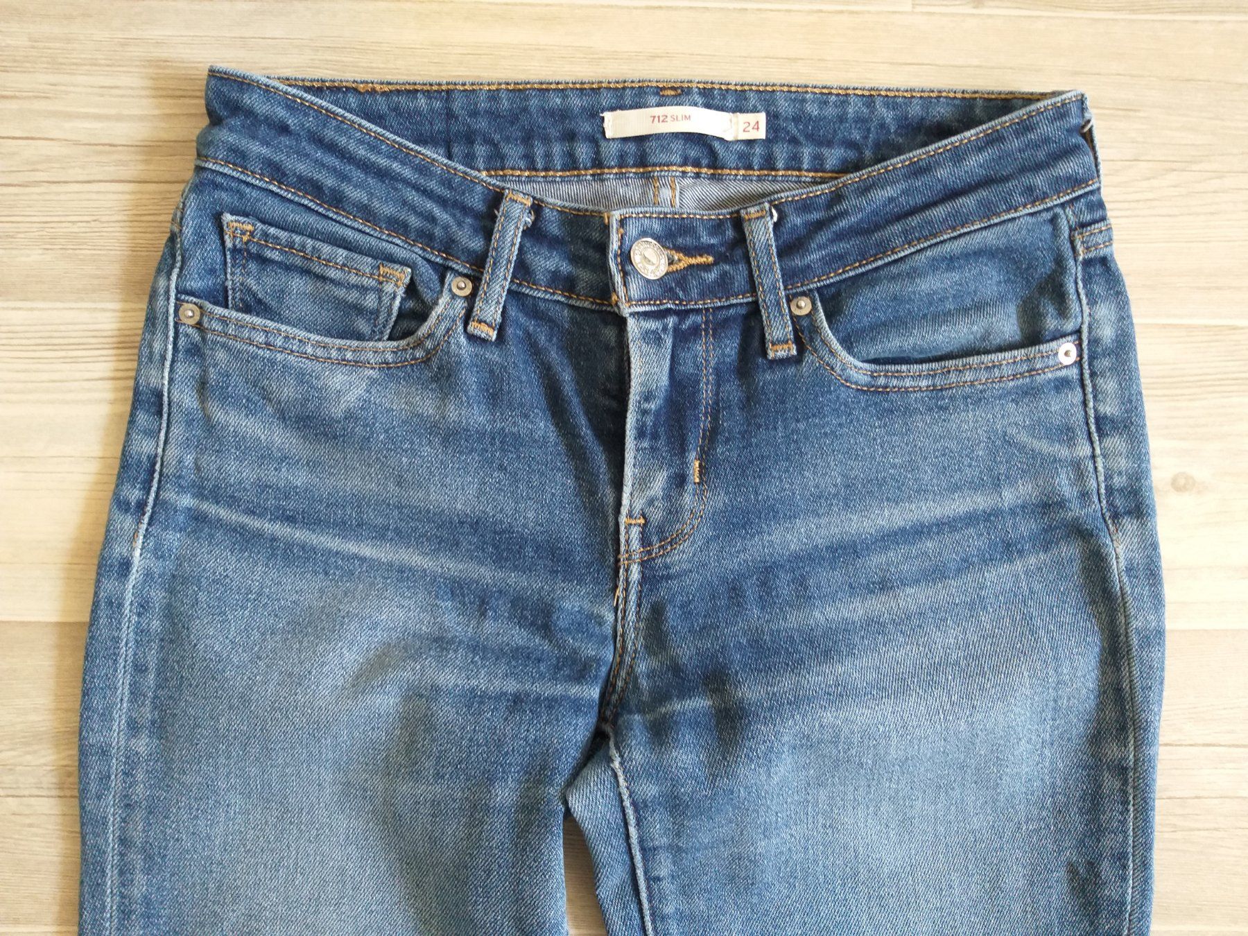 Levi's Jeans: LEVIS 712 Jeans SLIM taille / Grosse 24 – Usato da Cossonay-ville venduto da Super-Price-Quality 1
