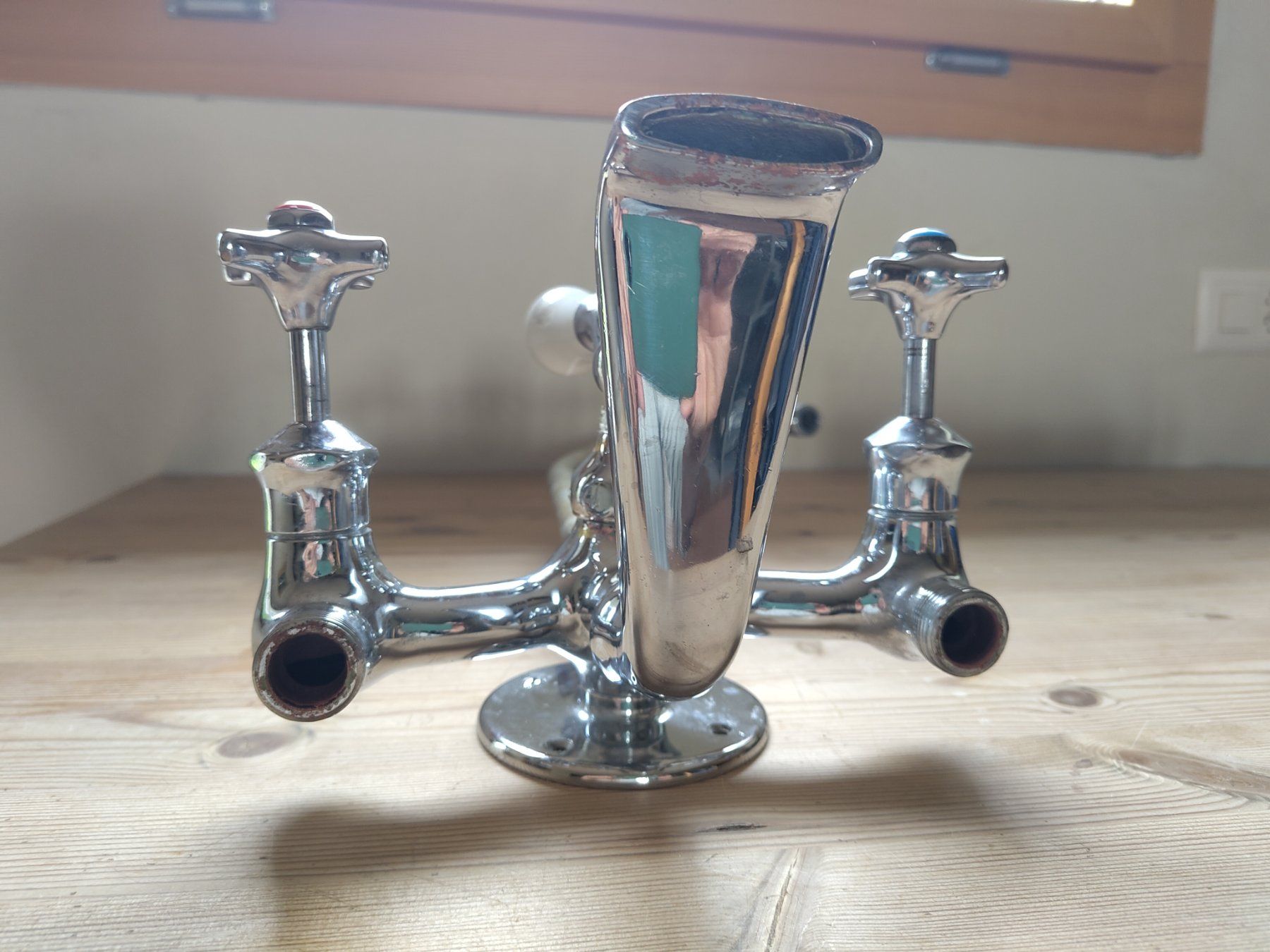 Rubinetteria: Badewassermischer Retro – Usato da Steg im Tösstal venduto da Mdakini 3