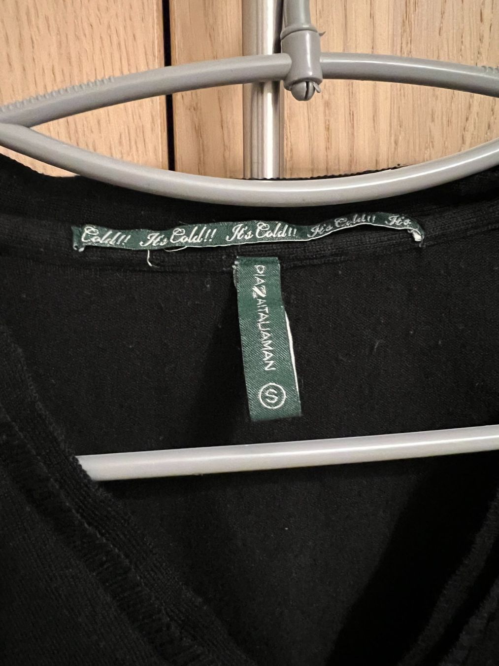 Pulls & Sweat-shirts: Cardigan nero – D'occasion à Bôle par dany2021 2