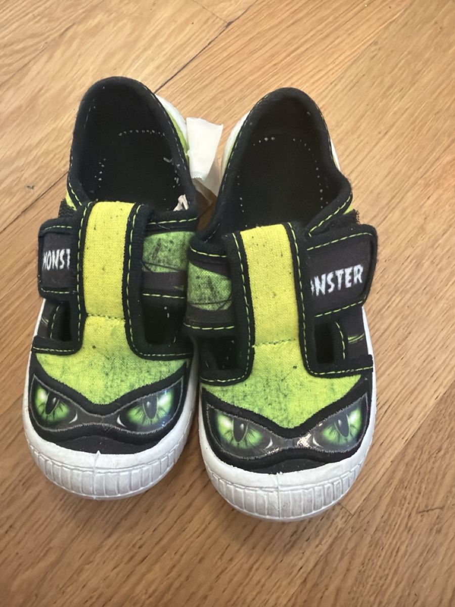 Chaussures garçon: schuhe gr 26 – D'occasion à Dietikon par limi06