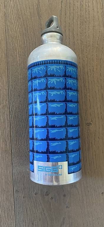 Sigg Gourdes & Thermos: Gourde Sigg 1 litre – D'occasion à Saules par Khantengri 1