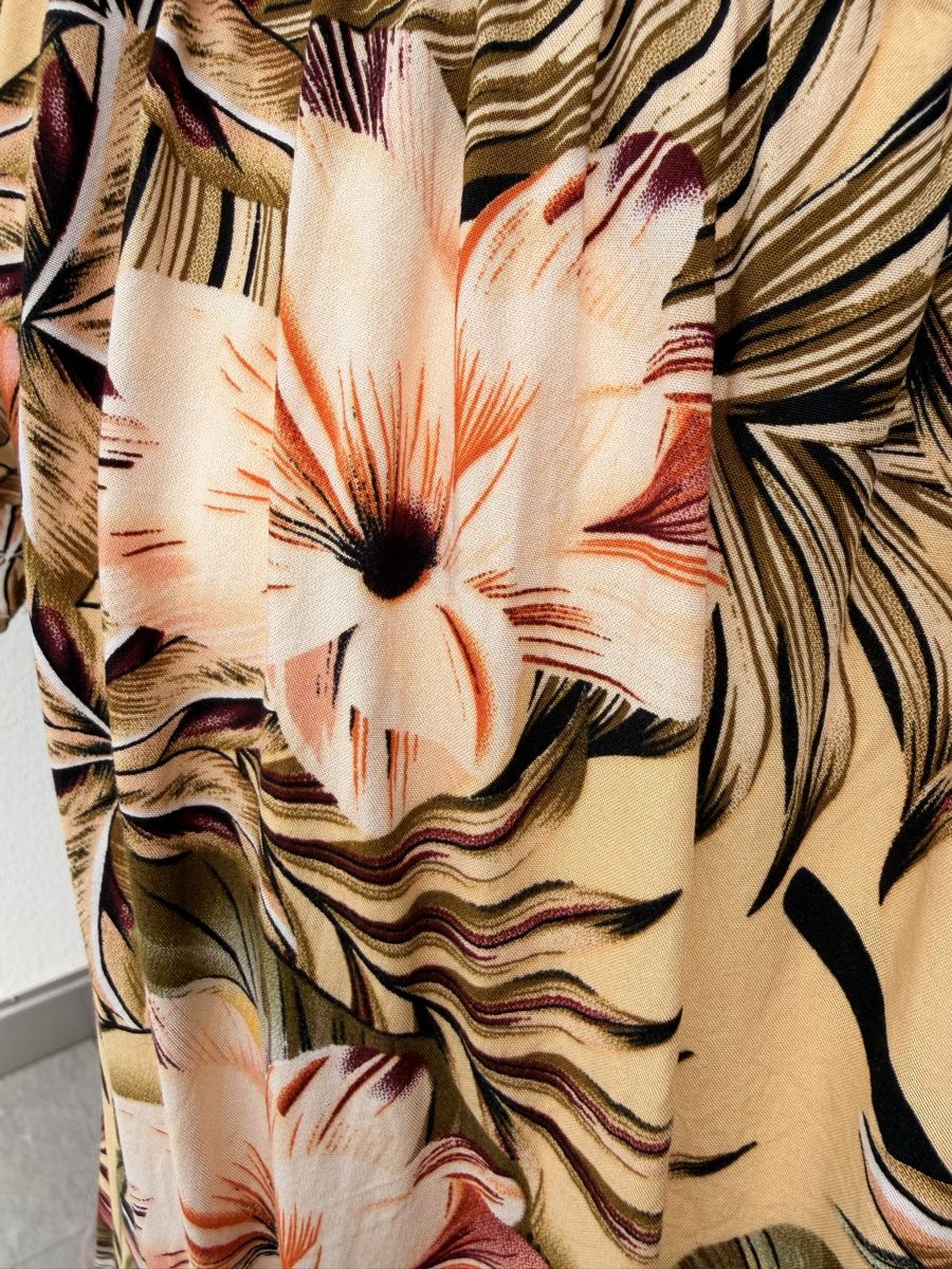 Robes: Kleid Sommerkleid Blumenmuster  – D'occasion à Biberist par Mi58 1