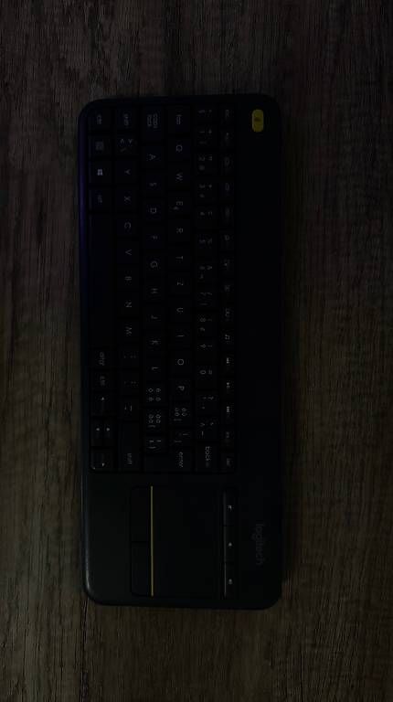 Logitech Tastaturen: Logitech K400 Wireless Tastatur mit Touchpad – Gebraucht aus Urtenen-Schönbühl von Cemorra 1