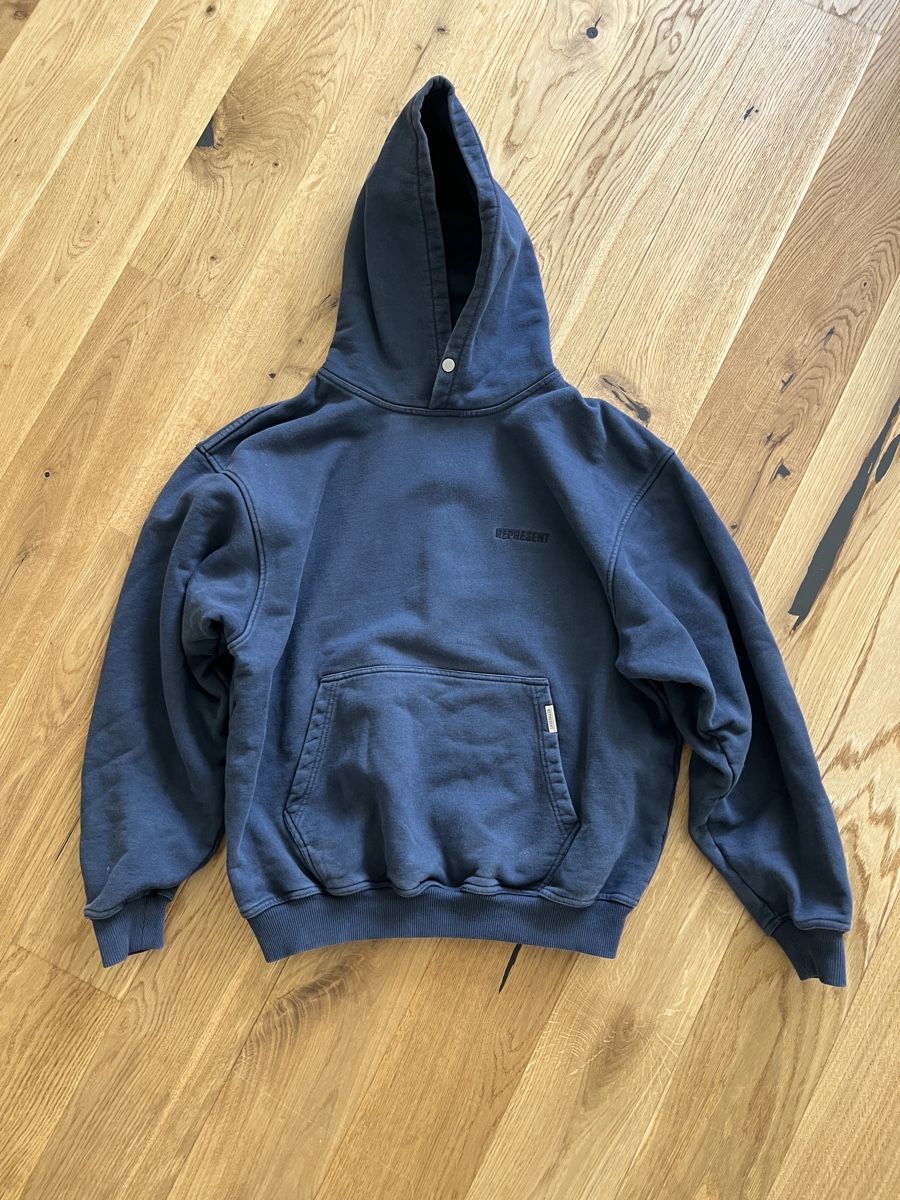 Represent Maglioni & Felpe: Herren Represent Hoodie S Navy – Usato da Bern venduto da manuelschmid01