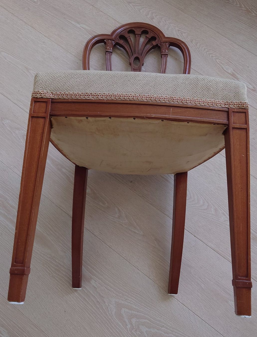 Sedie: Antiker Jugendstil Stuhl mit Stick Sitzfläche – Usato da Neuhausen venduto da MonoCeros 4