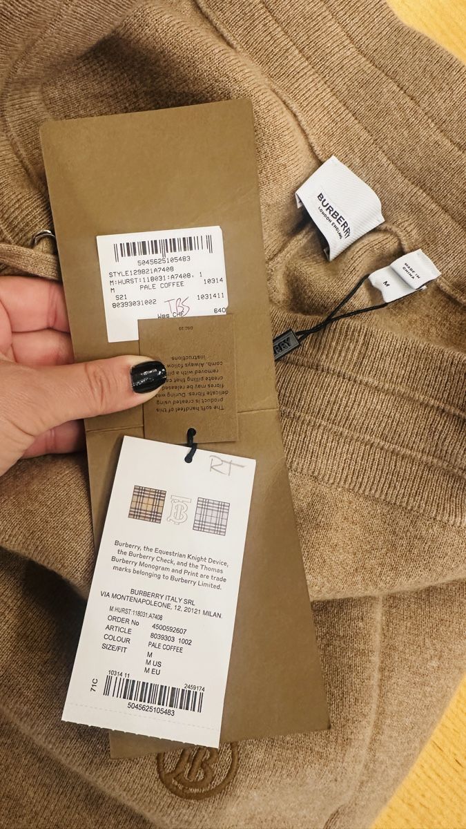 Burberry Pantaloni: Burberry Kasimir kurze Hosen NP 640.- – Nuovo e nell'imballaggio originale da Lachen SZ venduto da HelvetiaLuxury 6