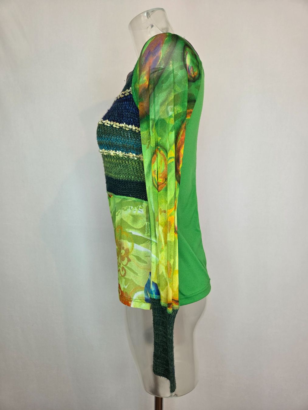 Top: Lulu-H Mesh Strick Top Y2K S/M – Usato da Bern venduto da -Aniko- 1