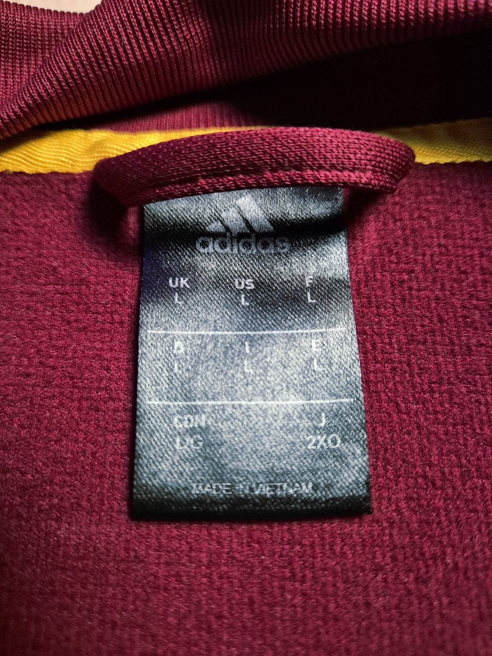 Adidas Giacche: Adidas WM 2018 Spanien Jacke Grösse L – Nuovo (secondo la descrizione) da St. Gallen venduto da CaliSunshine 4
