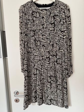 Elegantes Kleid von Part Two