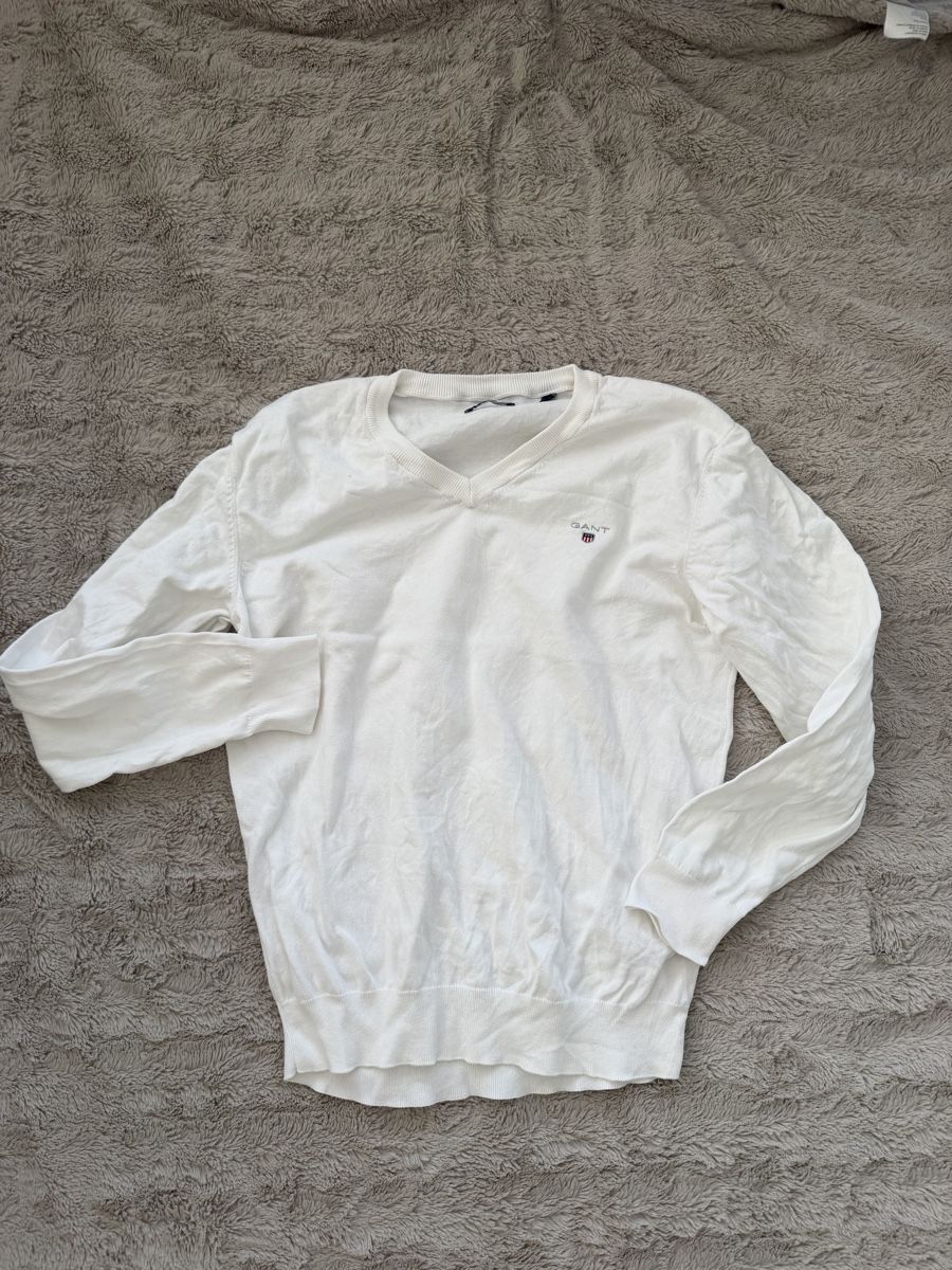 Gant Maglioni & Felpe: Gant V-neck pullover white size M good condition – Usato da Aarburg venduto da ane_vp2b