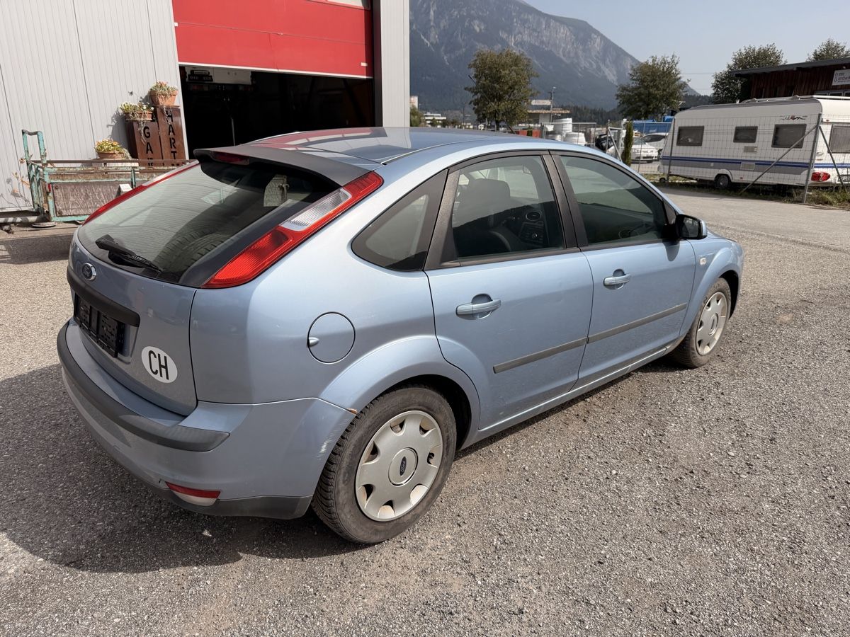 Ford Automobili: Ford Foucs 1.6 16V – Difettoso da Rhäzüns venduto da Fabio_ 3