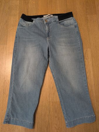 Brax Jeans Capri Hose blau mit Elastikbund Grösse 38 - 40