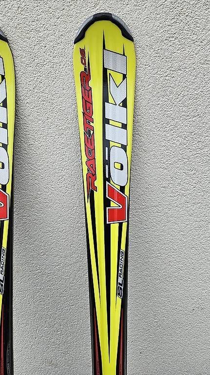 Skis: Ski Volki race 165cm – D'occasion à Gilly par Florfil