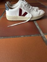 VEJA Sneaker weiss/rot – guter gebrauchter Zustand