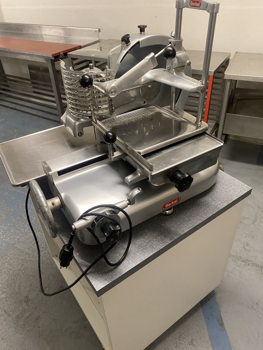 Berkel Elettrodomestici da cucina: Berkel Aufschnitmaschine Vollautomat – Usato da Rupperswil venduto da Gero83 1