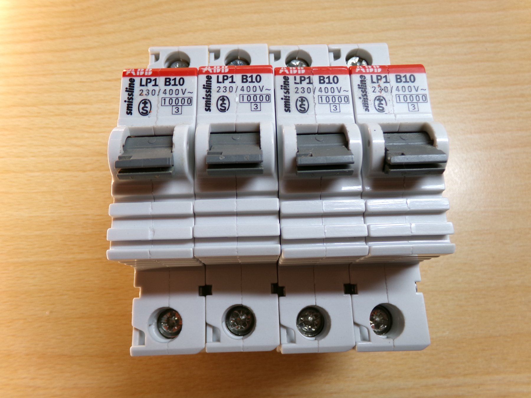 Spine: LS B10 ABB-smissline – Usato da Hombrechtikon venduto da HGK50 6