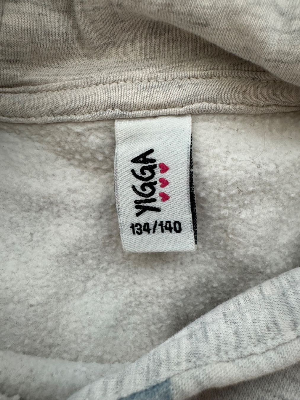 Maglioni & Felpe: Kleiderset 2 Pullover Mädchen, Grösse 134/140 – Usato da Willisau venduto da mattu02 6