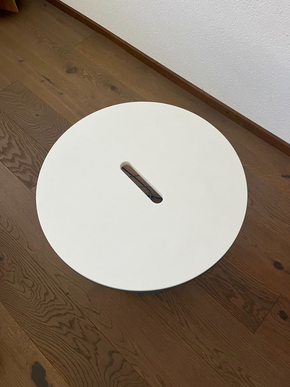Ikea Tische: KVISTBRO Storage table IKEA – Gebraucht aus Zürich von cri_78b6 1