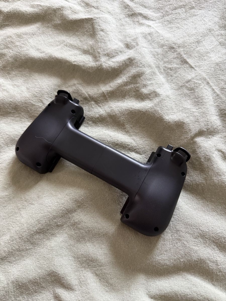 Razer Controller: Razer Gaming Controller IPhone Lightning-Stecker – Gebraucht aus Bäretswil von claemaens 1