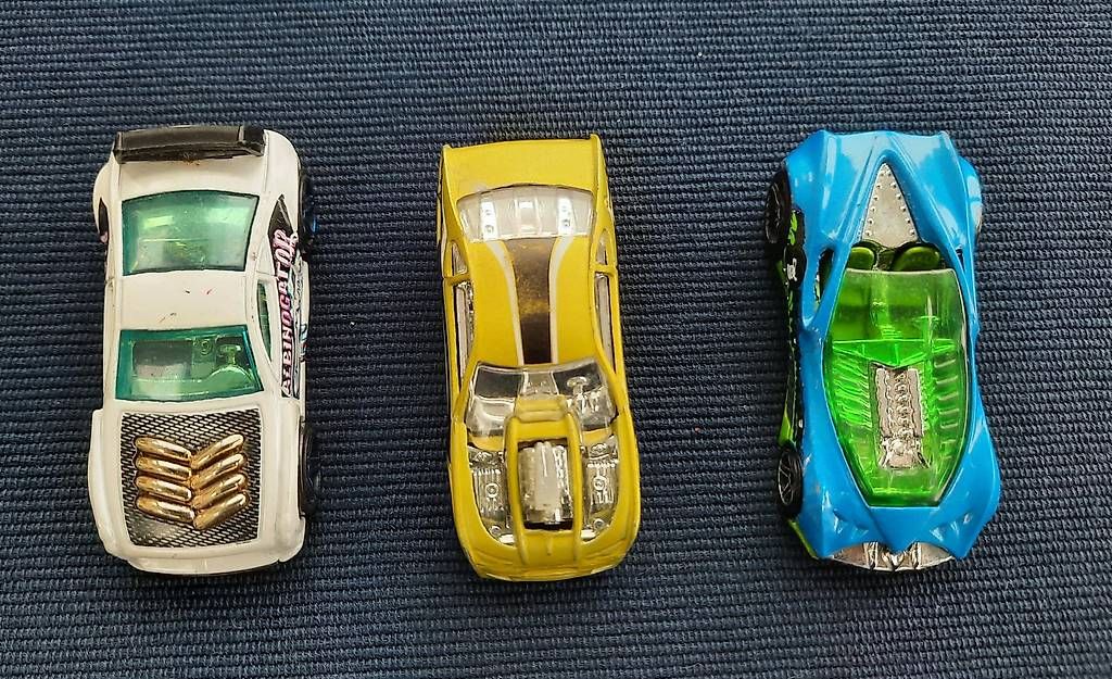 Hot Wheels Modellini d'auto: Hot Wheels Sammlung – Usato da Giswil venduto da aethra 4