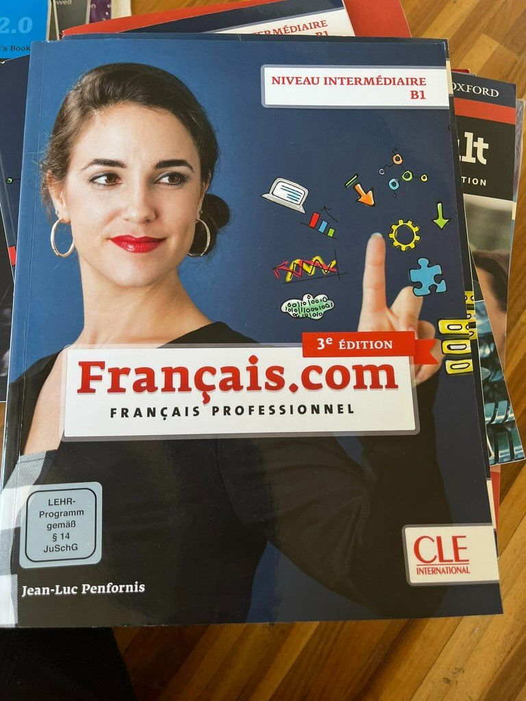 Libri: Französisch.com - Niveau Intermédiaire B1 – Nuovo (secondo la descrizione) da Killwangen venduto da florianschneider6789