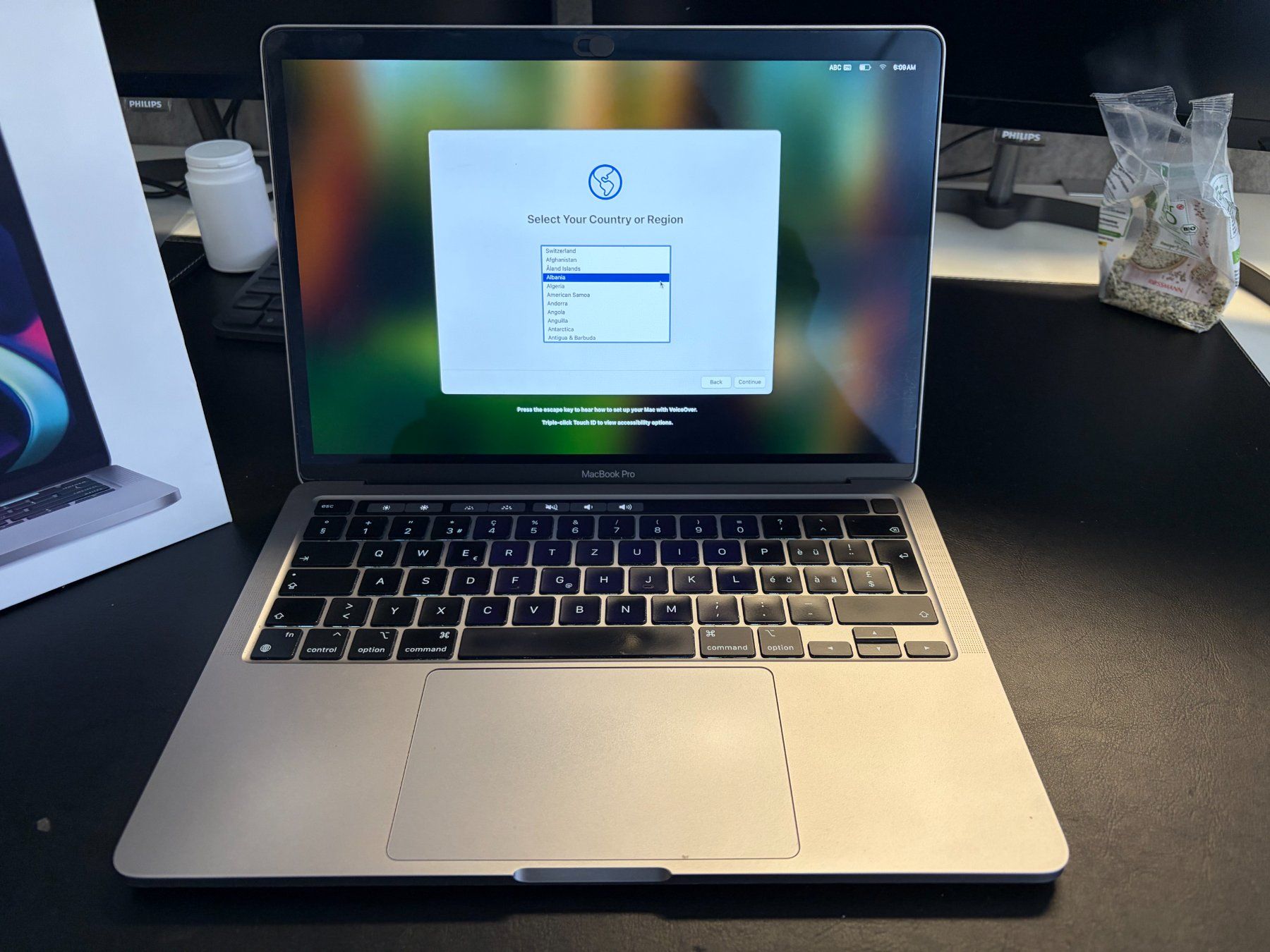 Apple Notebook: Apple MacBook Pro M1 8gb 256gb TOUCHBAR – Usato da Chêne-Bougeries venduto da Porek 1