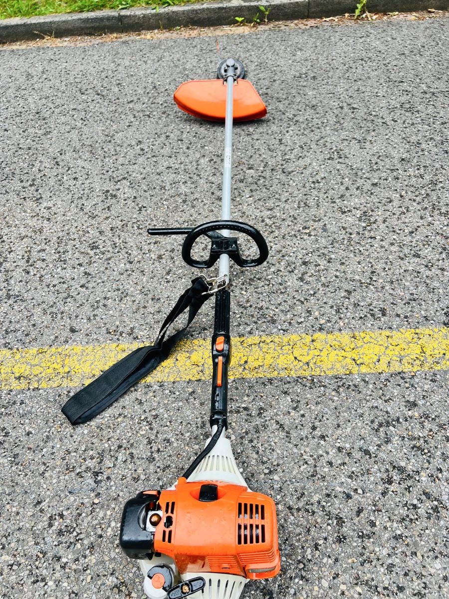 Stihl Tutti gli attrezzi: Rasentrimmer Stihl KM 130 R – Usato da Urdorf venduto da mas_5wfz 4