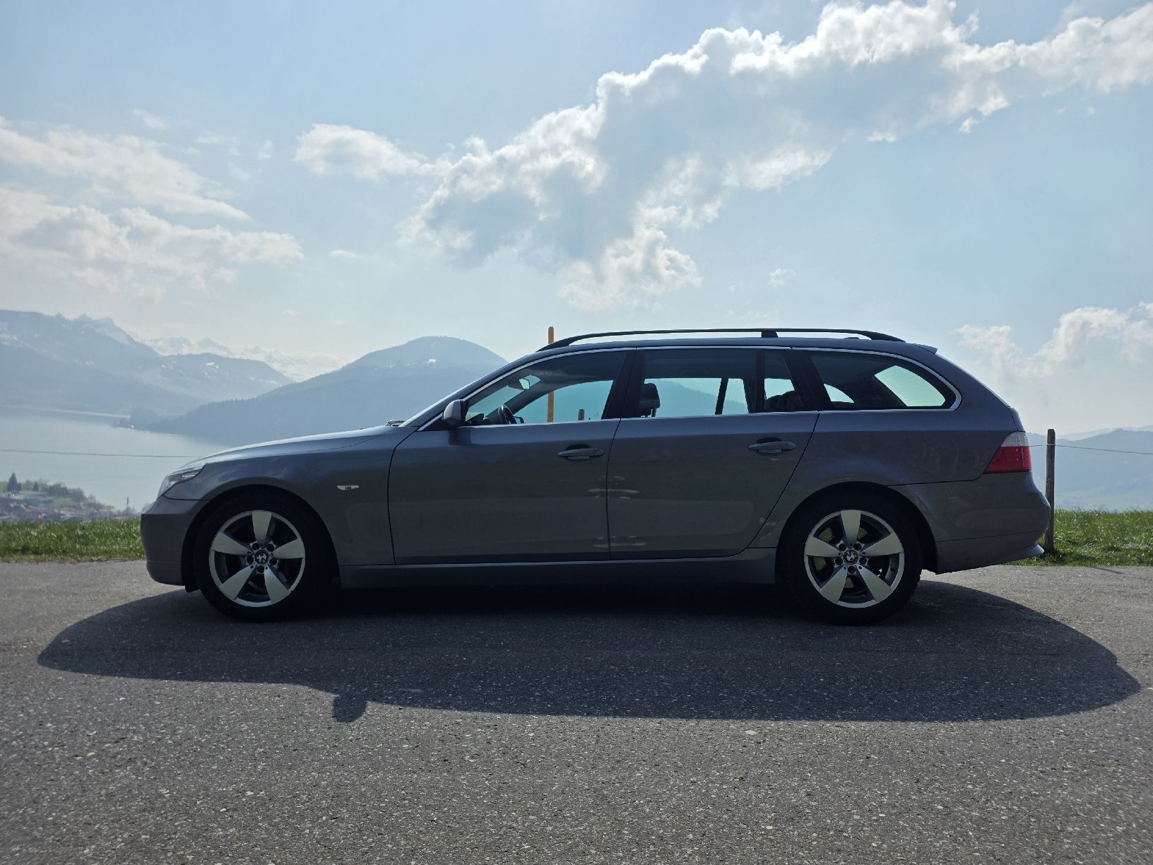 BMW Autos: Bmw 525i Turing Steptronic – Gebraucht aus Oetwil am See von Huk_6w86 2