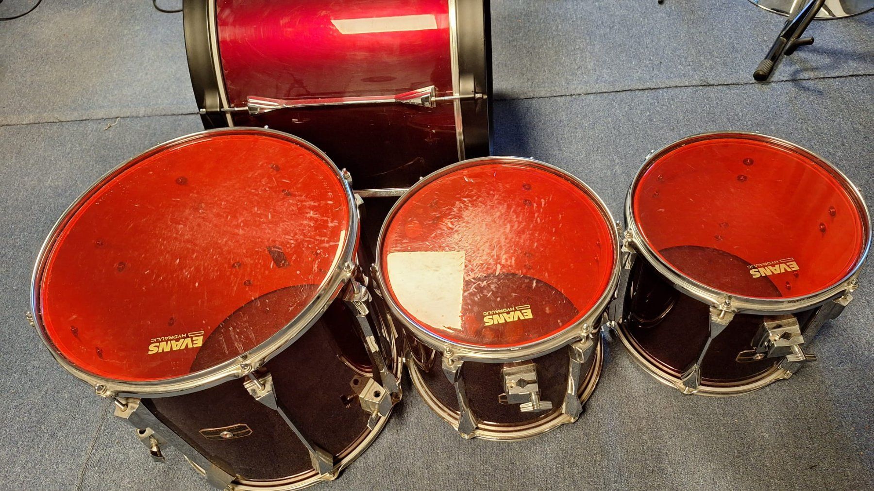 Strumenti musicali: TAMA Artstar 22-12-13-16 Shell set. – Usato da Jona venduto da PulsarRadiator 2