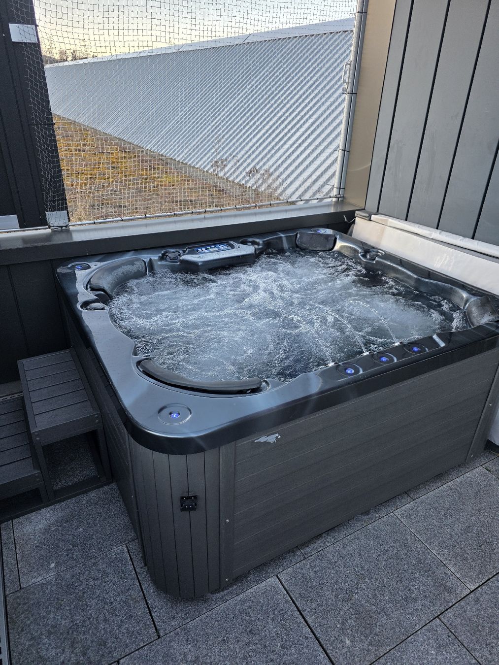 Whirlpool: Whirlpool Sonnenkönig Flores – Usato da Egg b. Zürich venduto da Moritz8132 1
