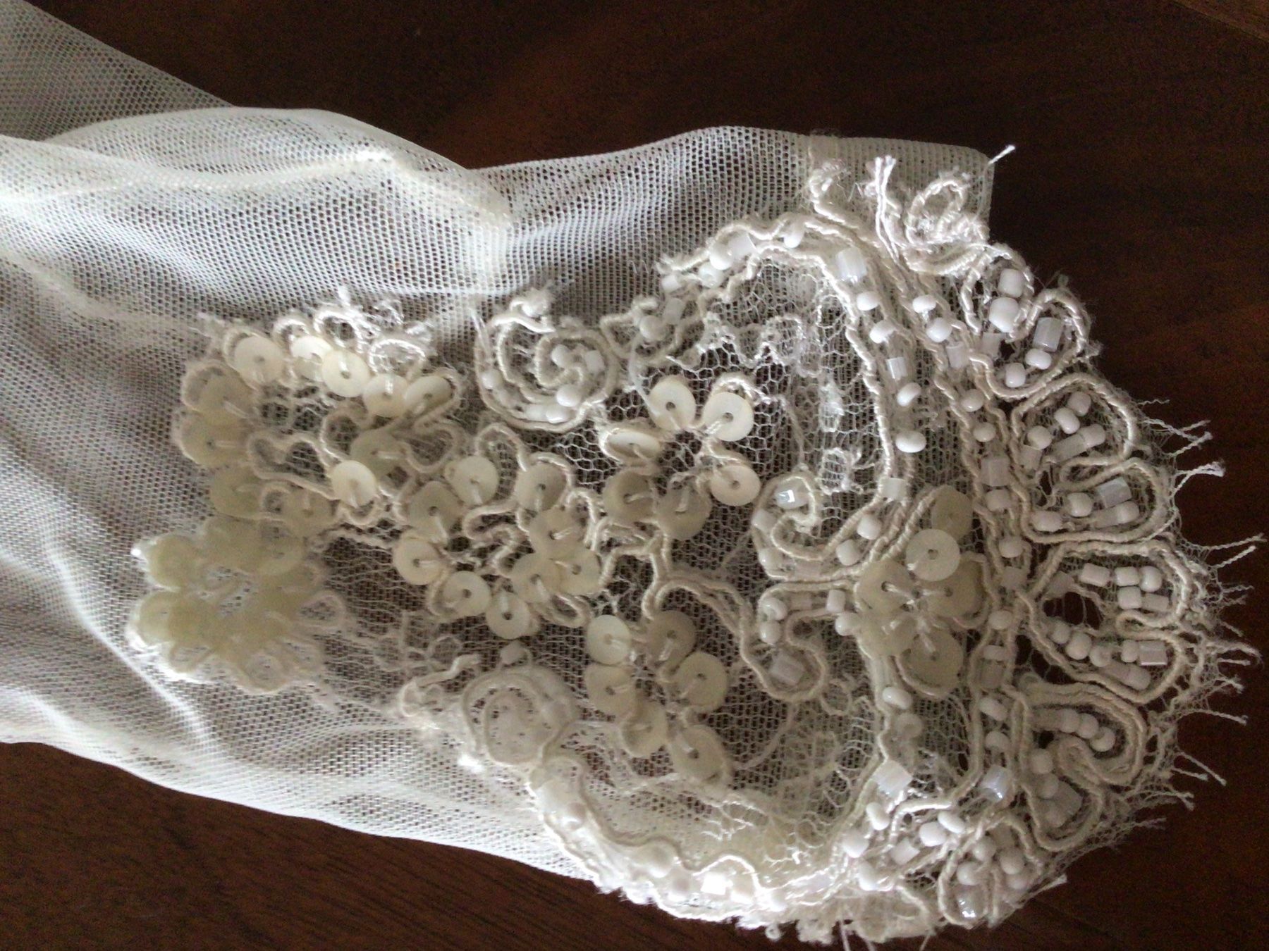 Guanti & manicotti: Hochzeitshandschuhe/ Boho – Usato da Zürich venduto da ElarmariodeRuth 2