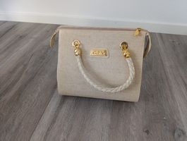 Handtasche