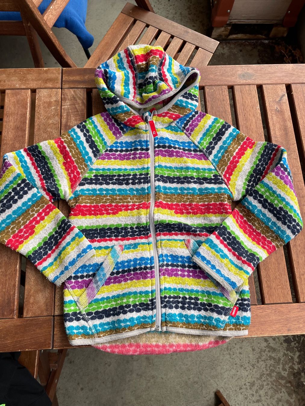 Reima Giacche & Cappotti: Reima Strickfleece Jacke bunt gestreift – Usato da Bern venduto da brup 1