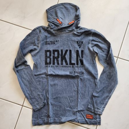 Cooler Jungen-Pullover Gr. 146/152, top Zustand
