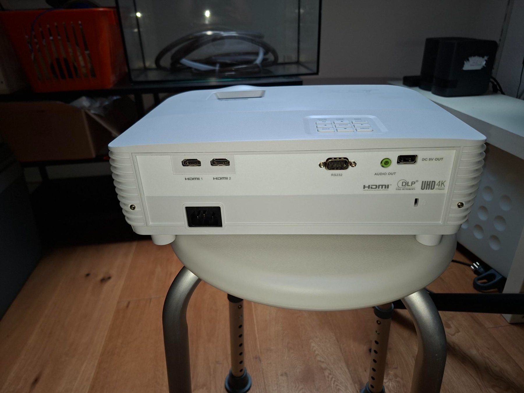 Proiettori: DLP Projektor Acer H6815BD – Usato da Niederönz venduto da hape02 1