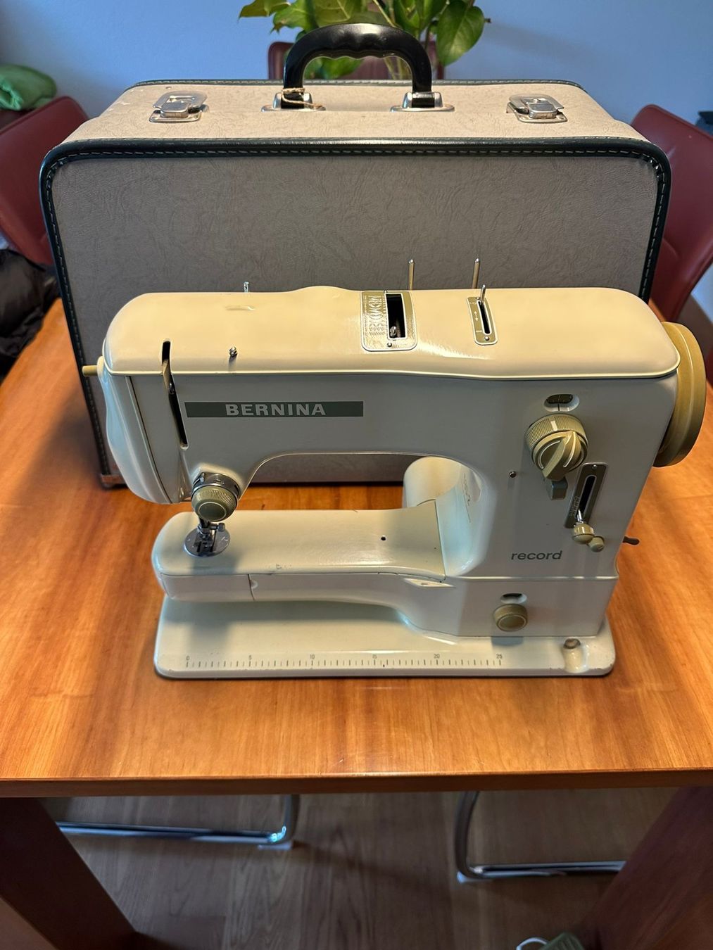 Bernina Nähmaschinen: Bernina Record 530-2 Nähmaschine – Defekt aus Burgdorf von Apfel62