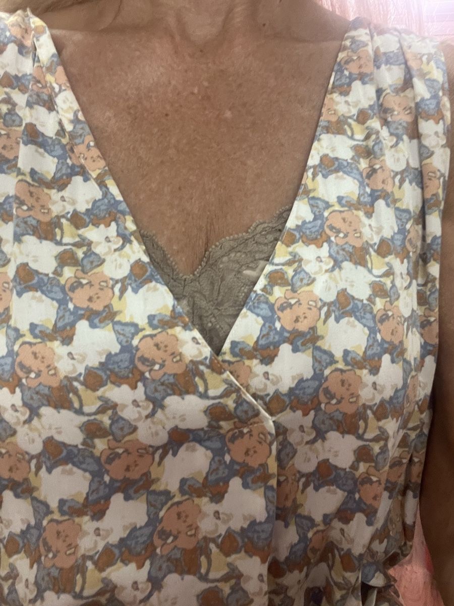 Vestiti: Luftiges Kleid dez.Farben Gr.38 Viskose  – Usato da Burgdorf venduto da puppennetz 3