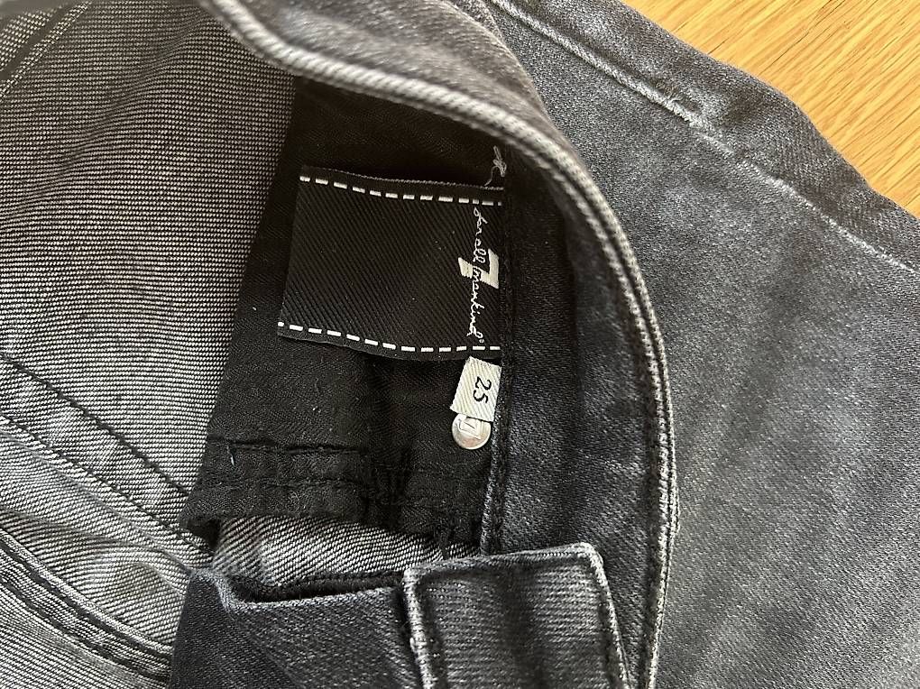 Jeans: Jeans – Gebraucht aus Zürich von yan_r7k6 2