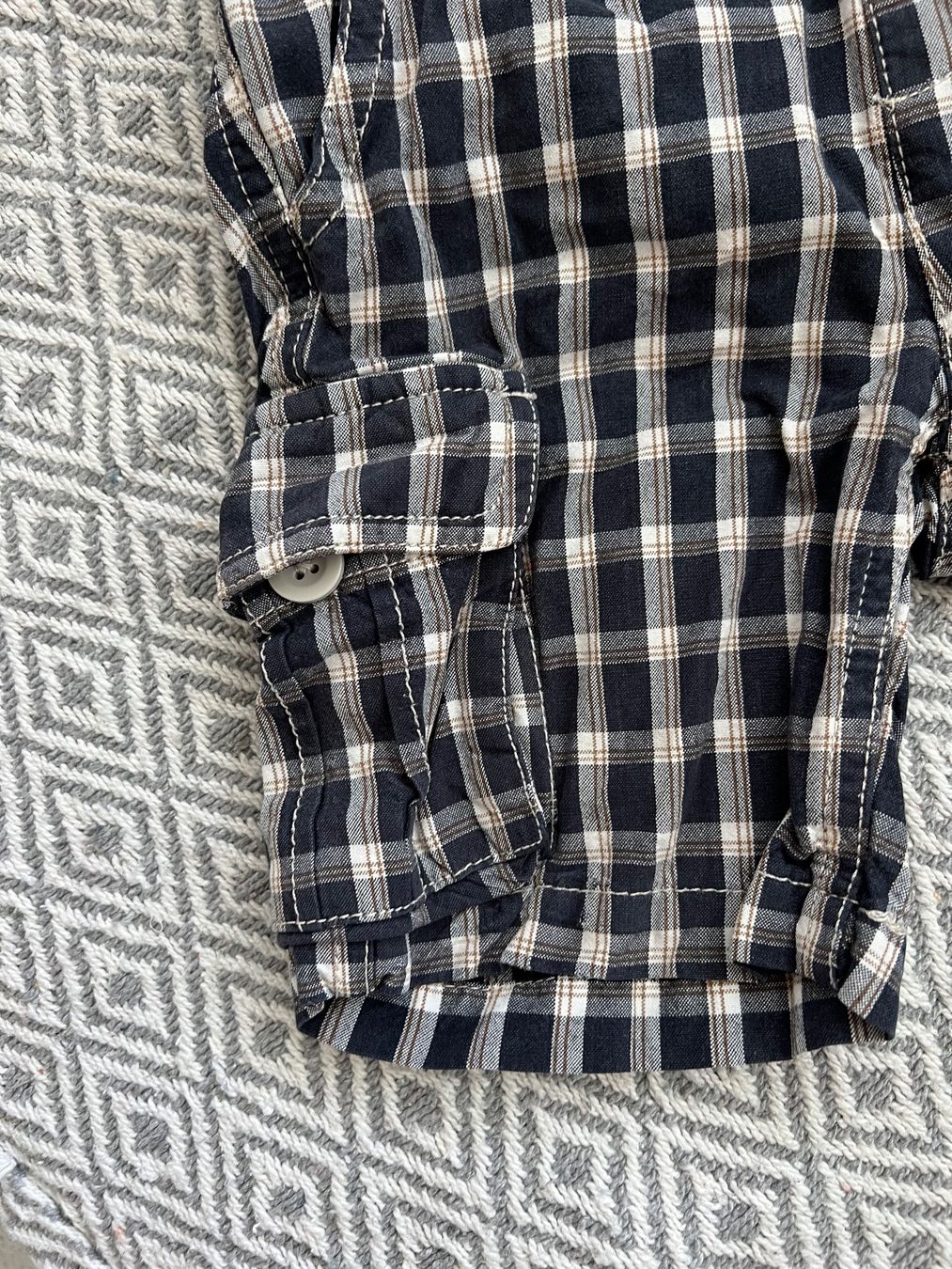 Benetton Pantaloni: BENETTON SHORTS BOYS GR 90/2Y – Usato da Basel venduto da theo-g77 1