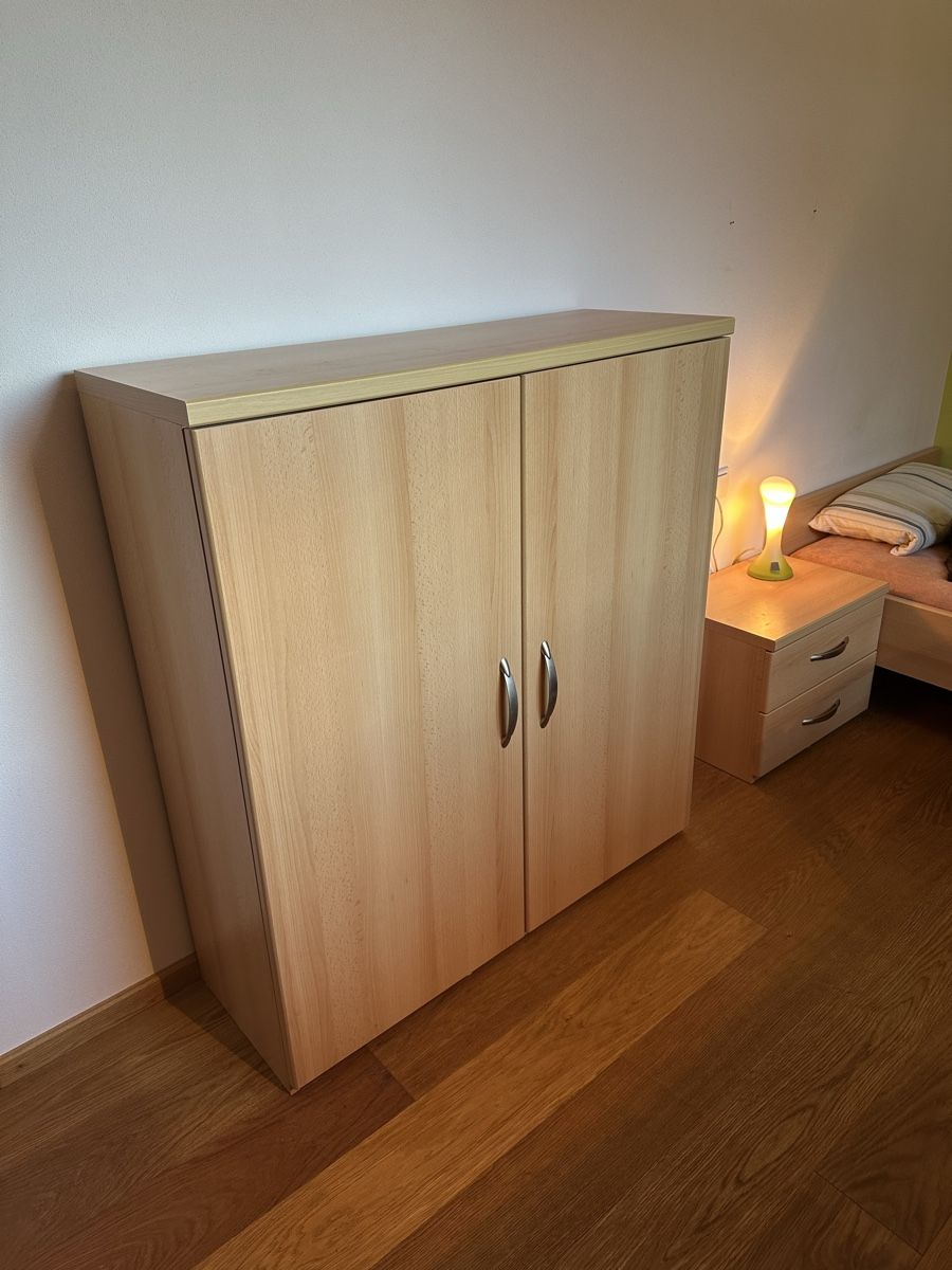 Armadi: Bett mit Kommode & Schrank – Usato da Schlieren venduto da fei_t6bb 5