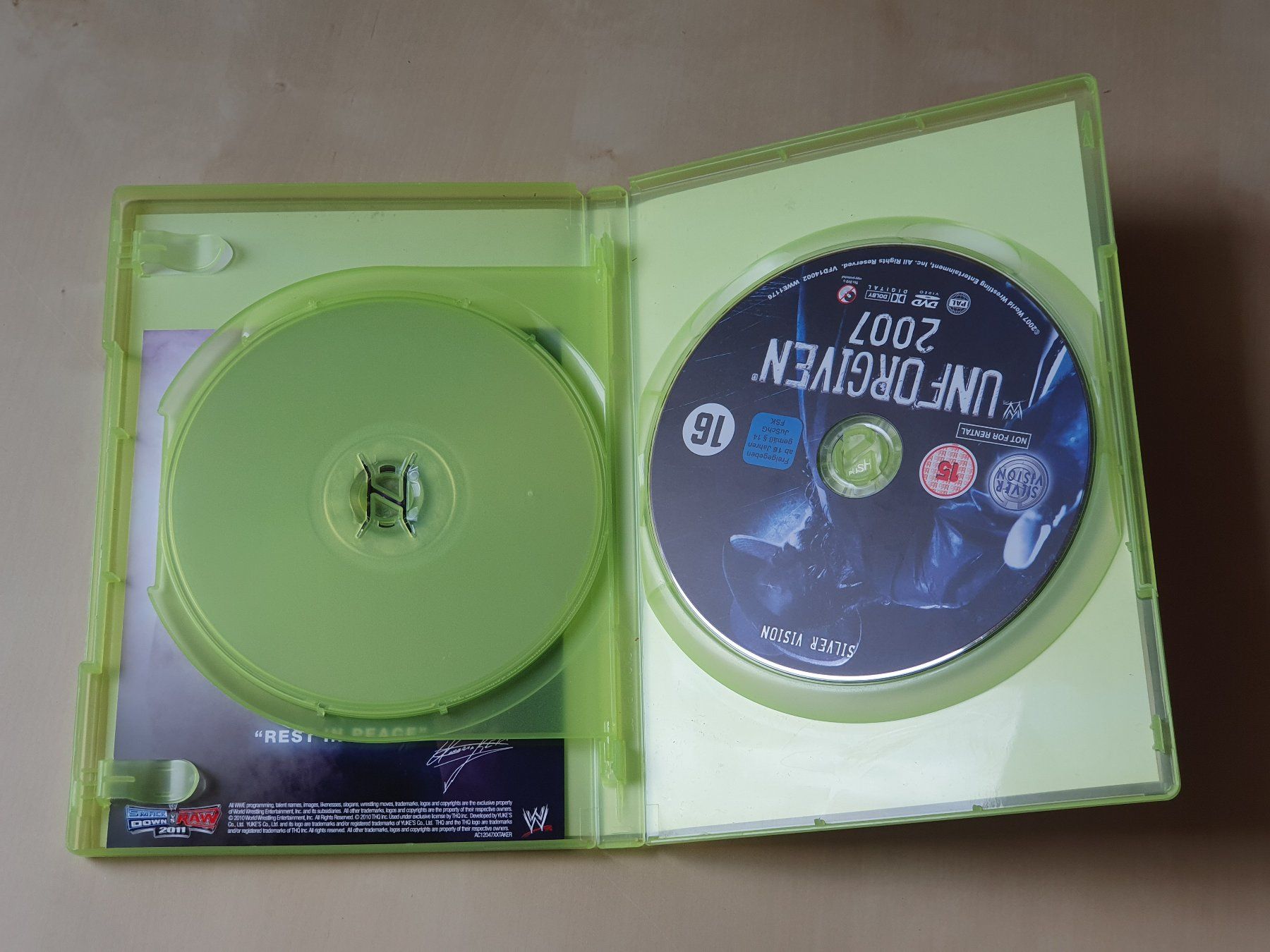 Microsoft Giochi: Smack Down vs Raw 2011 – Usato da Stansstad venduto da collectorsshop 3