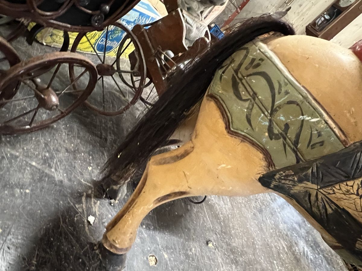 Giocattoli: Antikes Schaukelpferd Holz   – Usato da Dittingen venduto da Bellevista 9