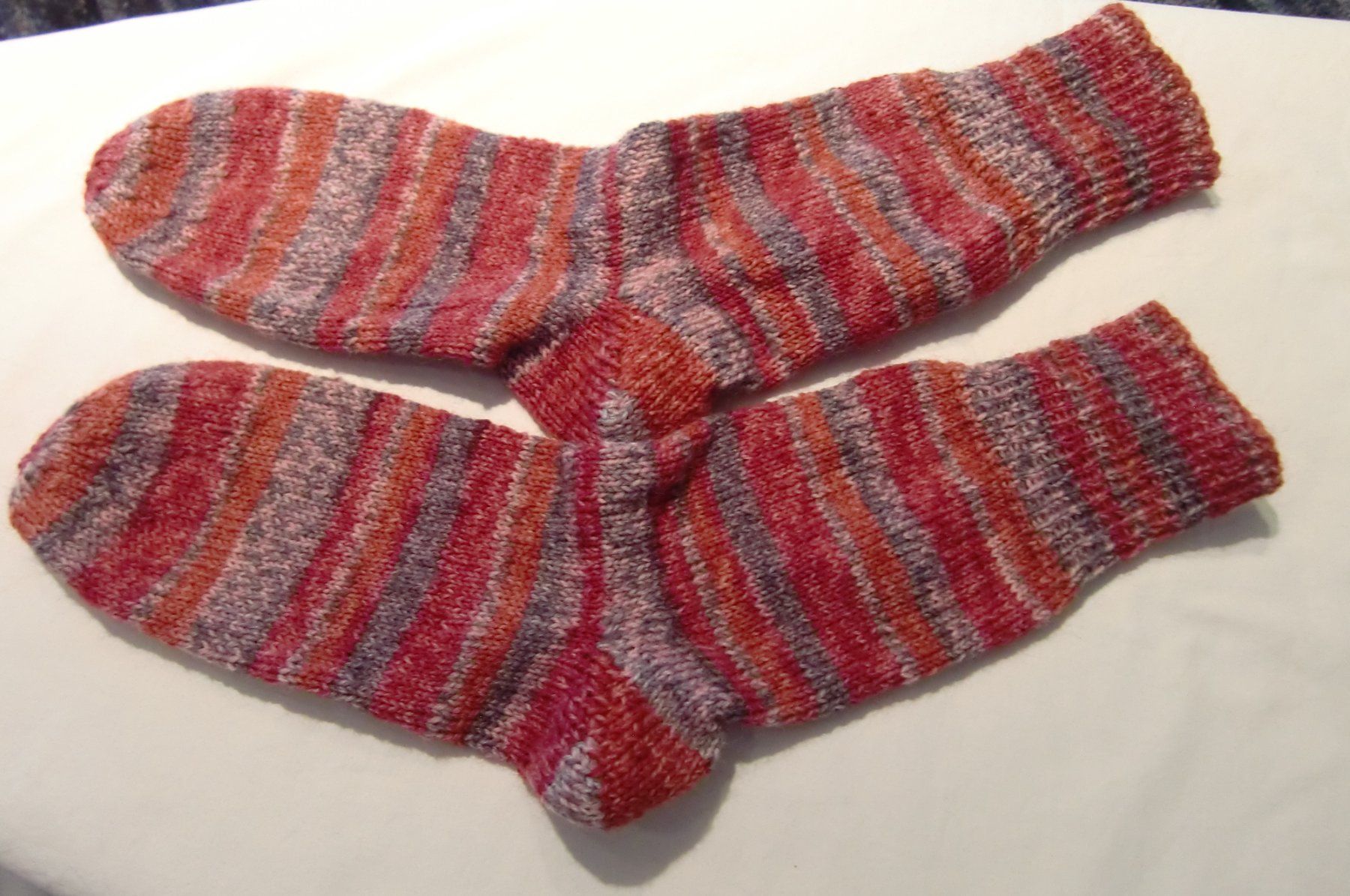 Calze: handgestrickte Socken Grösse 38/39 – Nuovo e nell'imballaggio originale da trüllikon venduto da marie2004