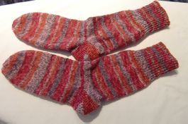 handgestrickte Socken Grösse 38/39