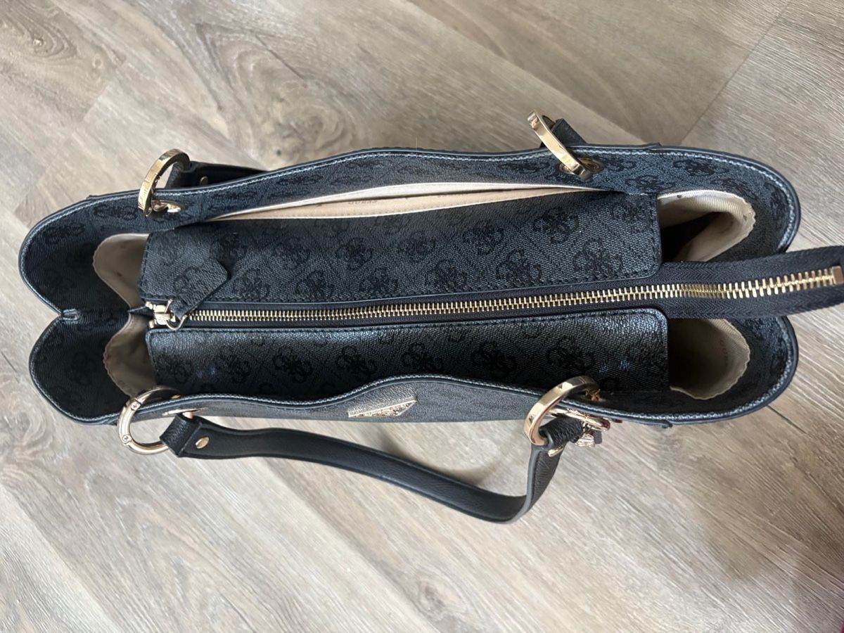 Guess Taschen für Damen: Guess Tasche NOELLE- Shopping Bag - coal – Gebraucht aus Laupen ZH von jim18 3