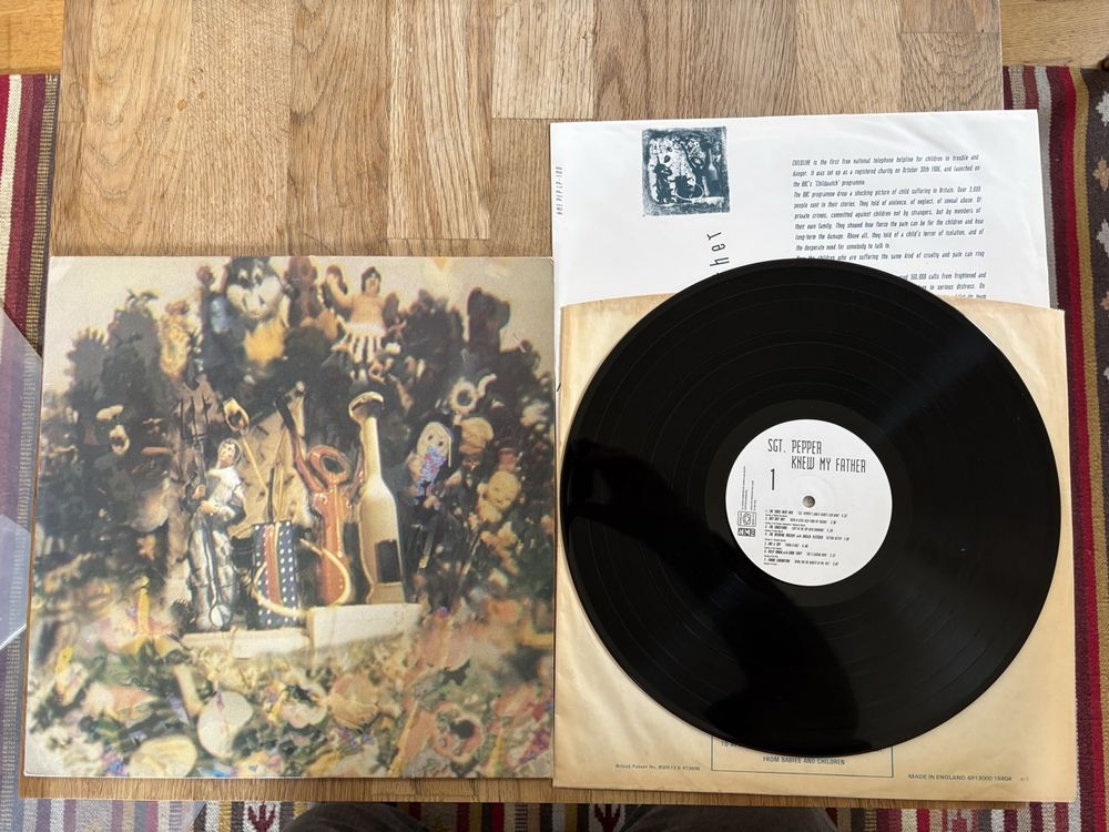 Picture of St Pepper knew my father / covers sampler with cult UK bands (Gebraucht ...