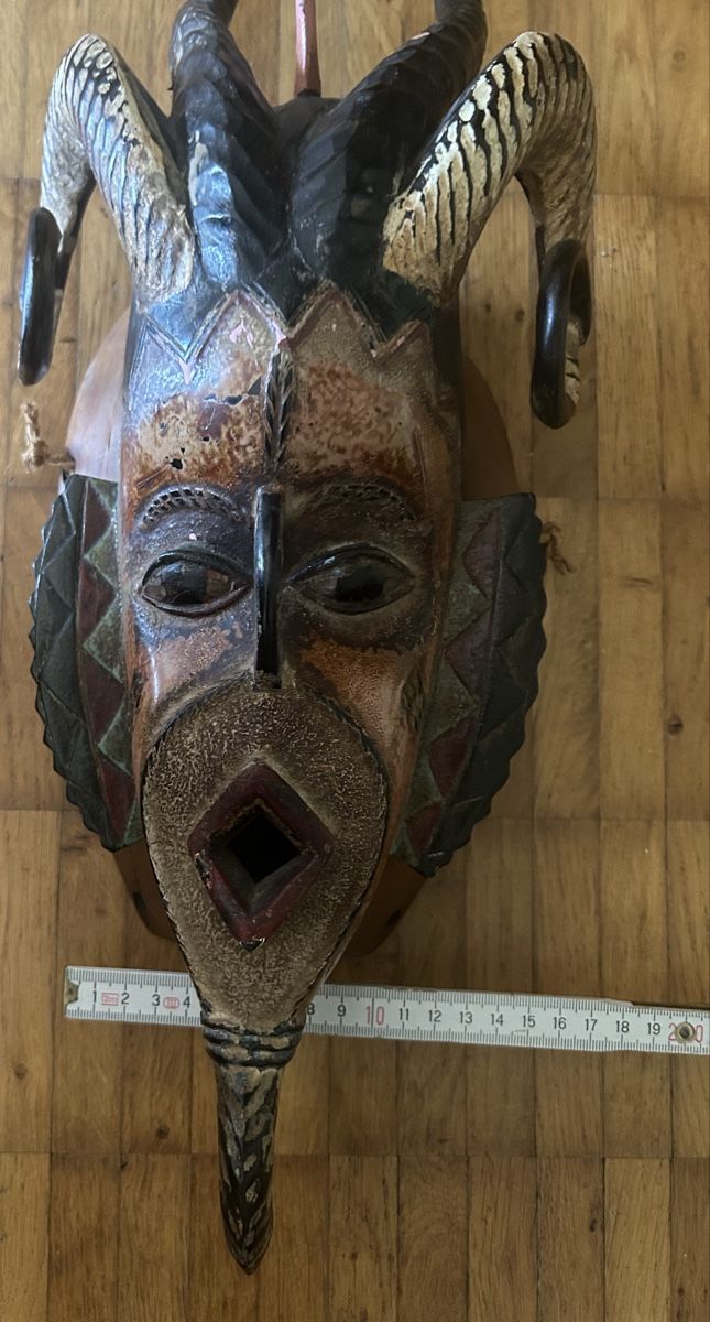 Internationale Kunst: Afrikanische Maske  – Gebraucht aus Bülach von larson27 1