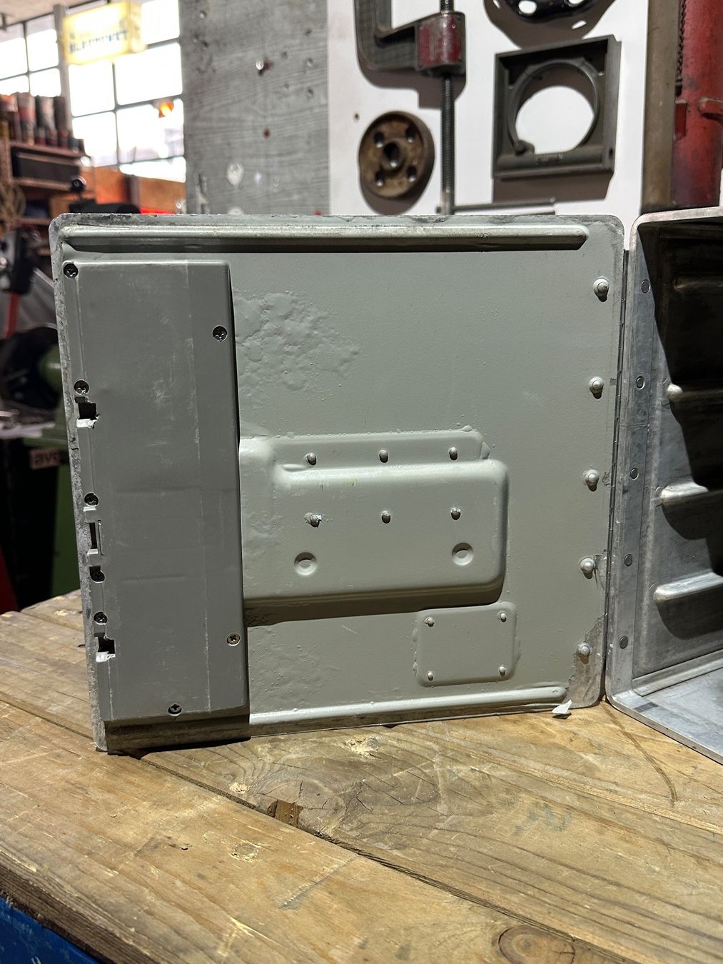 Swissair Valigie: Lufthansa Flightcase Airline Bordcontainer Luftfahrt – Usato da Luzern venduto da Fracht-Design.ch 3